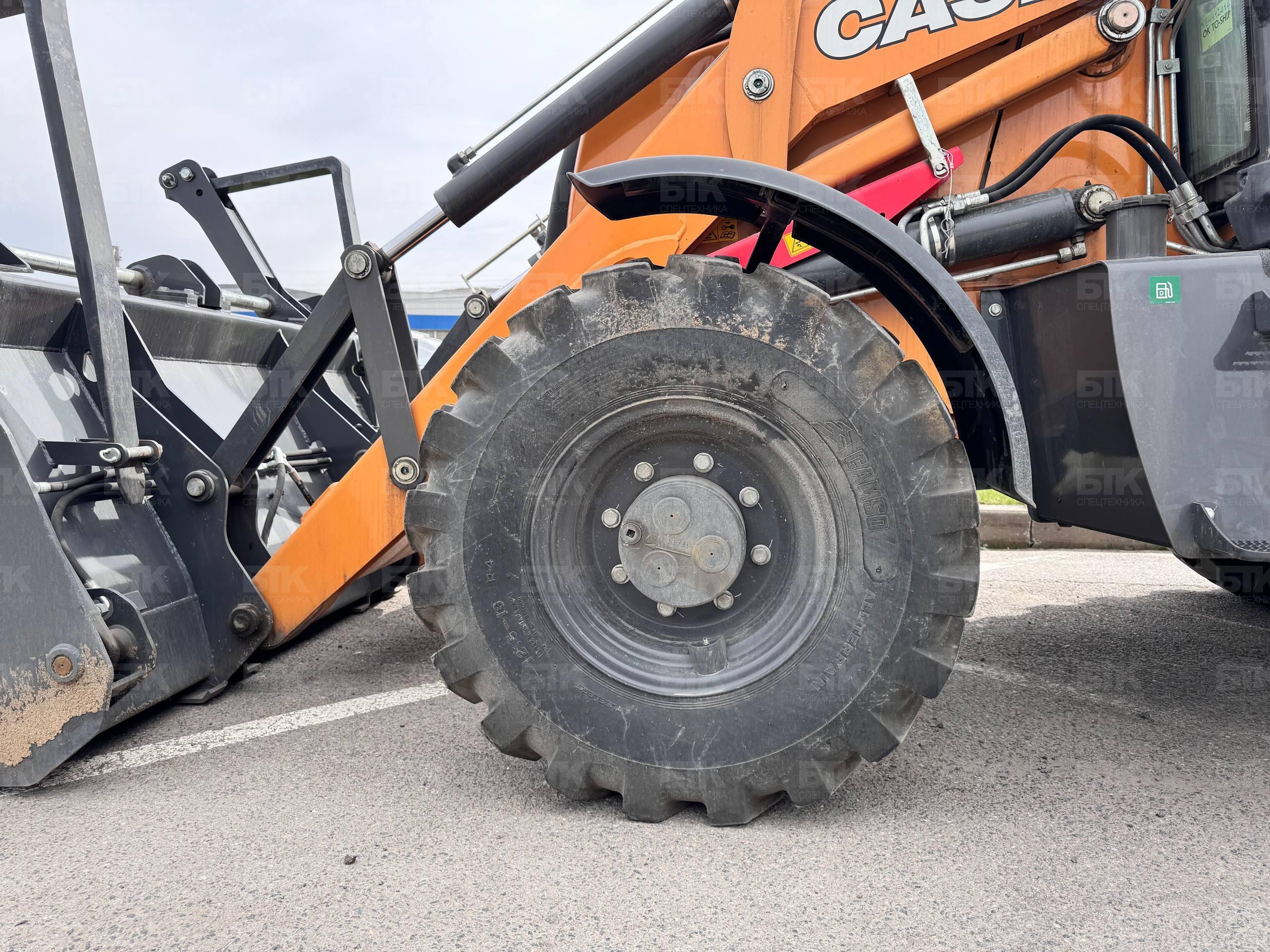 CASE 580SV 8