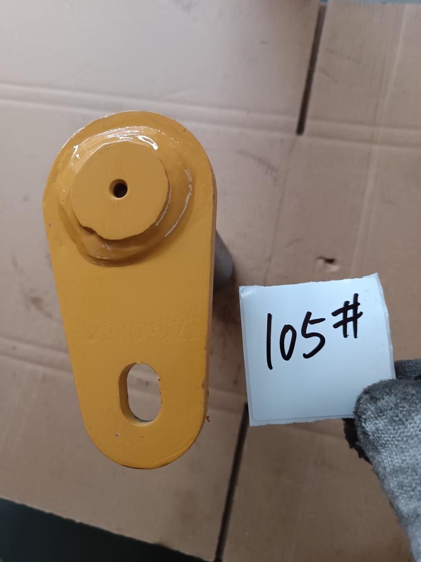 Палец крепления цилиндра экскаваторого ковша верхний d=40 L=165 Shanmon 388H Z050260925