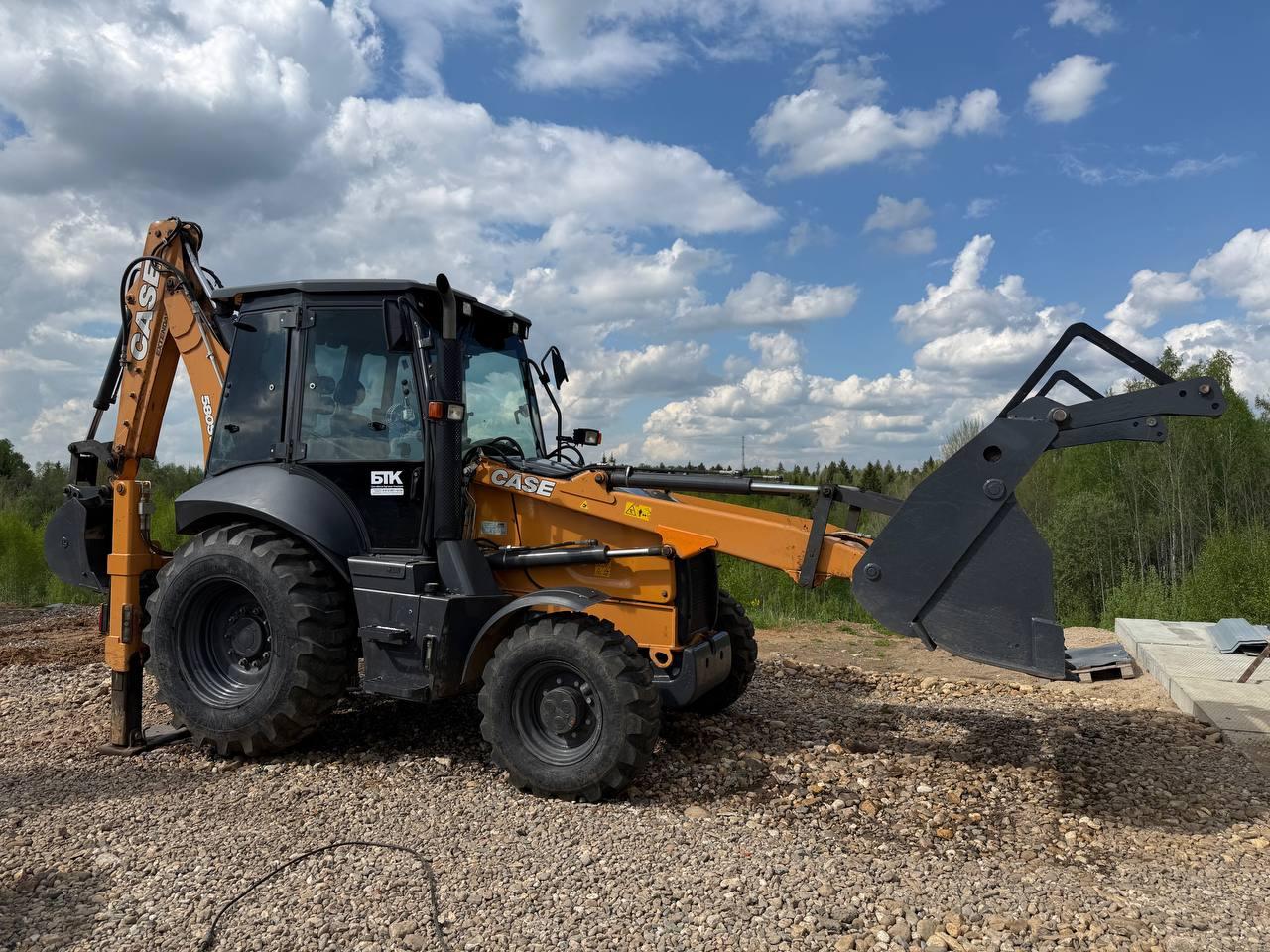 Экскаватор-погрузчик CASE 580SV 2