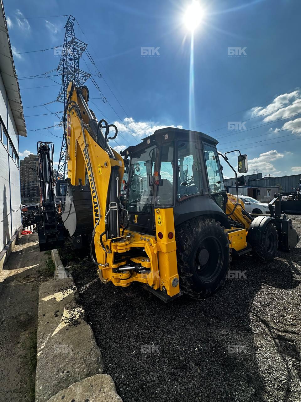 Экскаватор-погрузчик NEW HOLLAND B80B 4