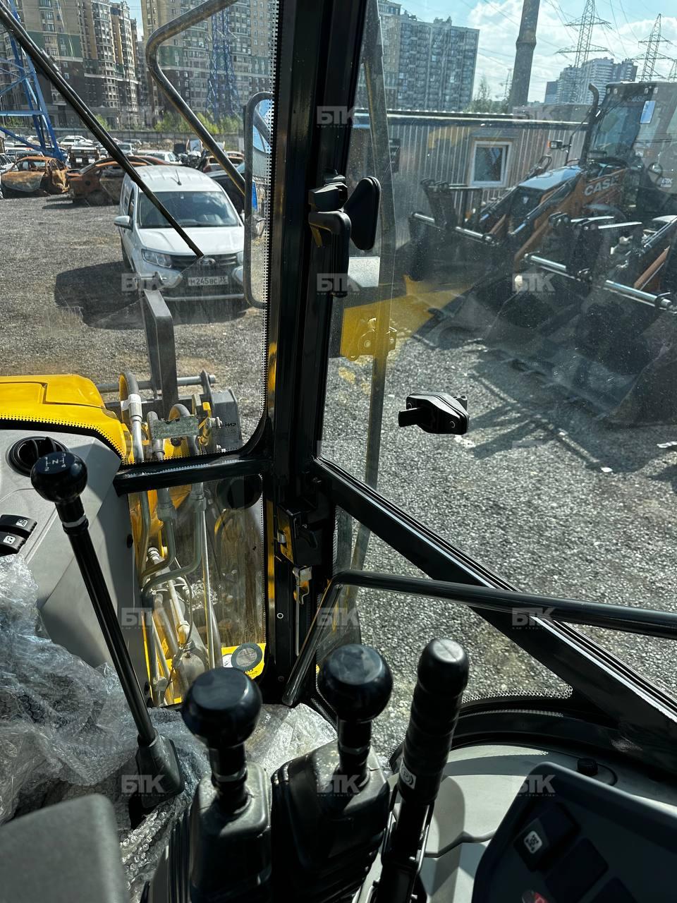 Экскаватор-погрузчик NEW HOLLAND B80B 13