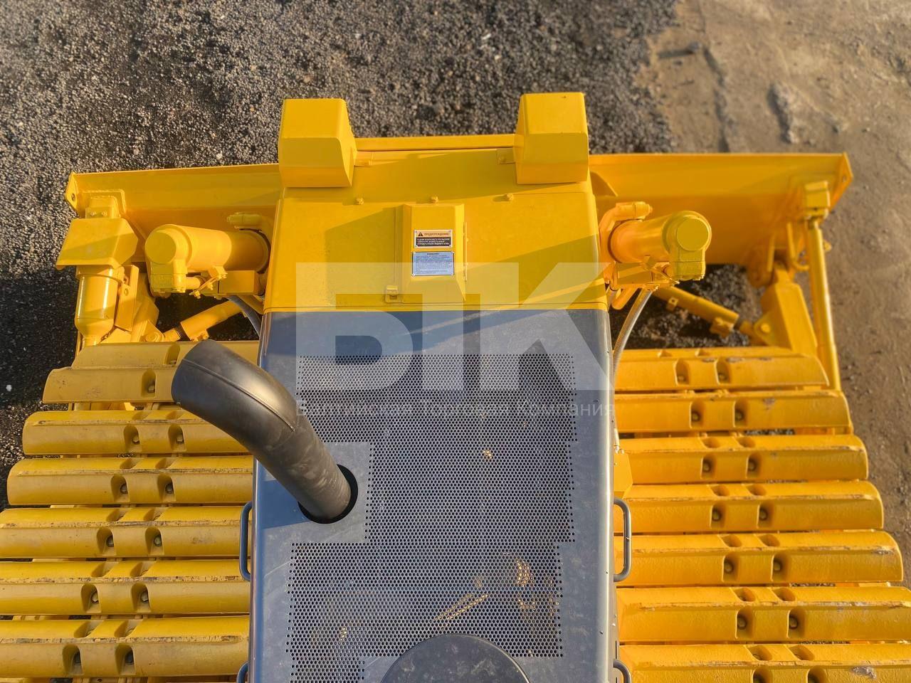 Бульдозер Beezone D16-5S 5