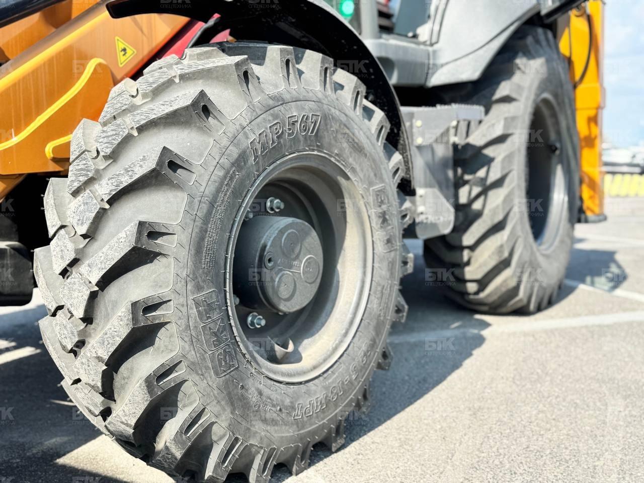 Экскаватор-погрузчик CASE 570SV 11