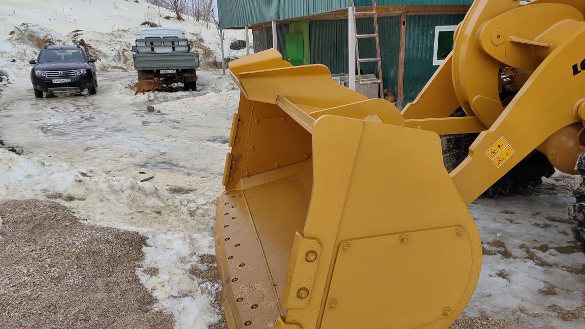 Фронтальный погрузчик LONKING LG863 2