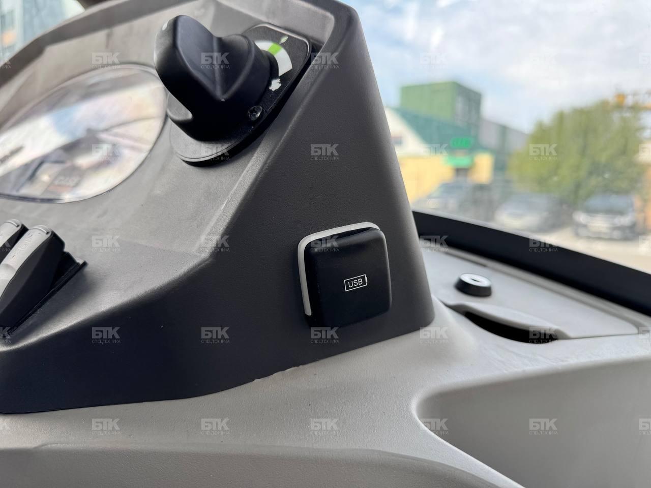 Экскаватор-погрузчик CASE 695SV PREMIUM 20