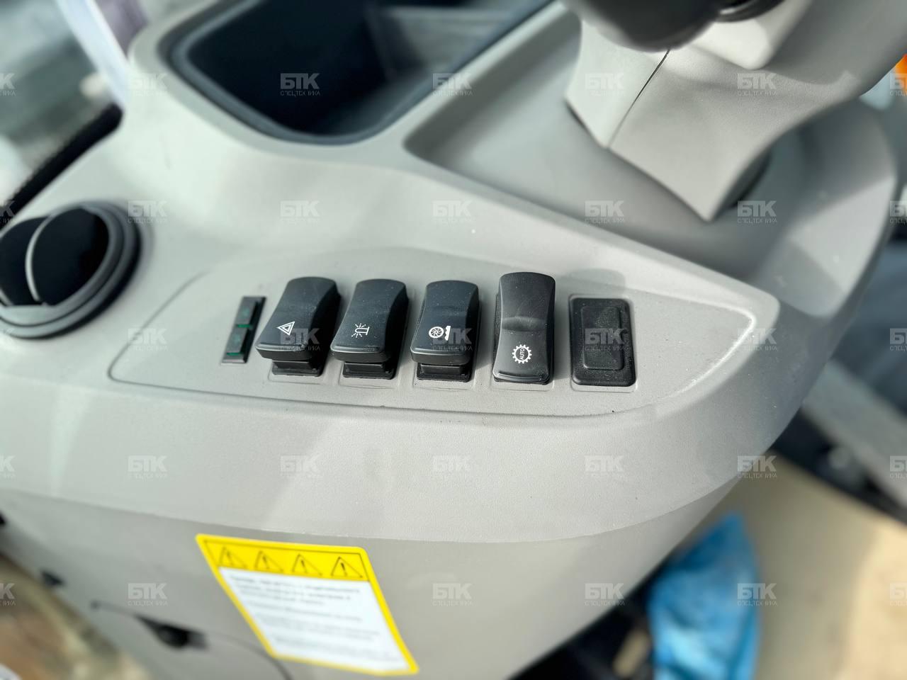 Экскаватор-погрузчик CASE 695SV PREMIUM 10