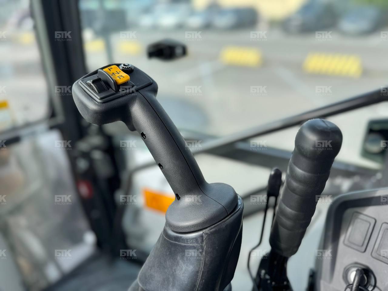 Экскаватор-погрузчик CASE 695SV PREMIUM 14