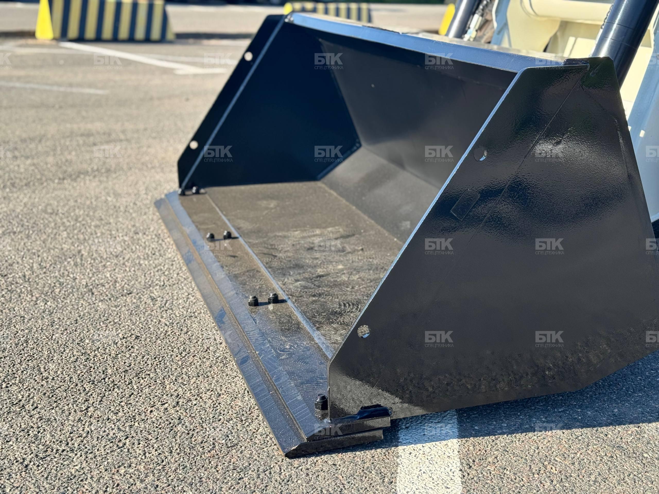 Мини-погрузчик Lonking CDM312 8