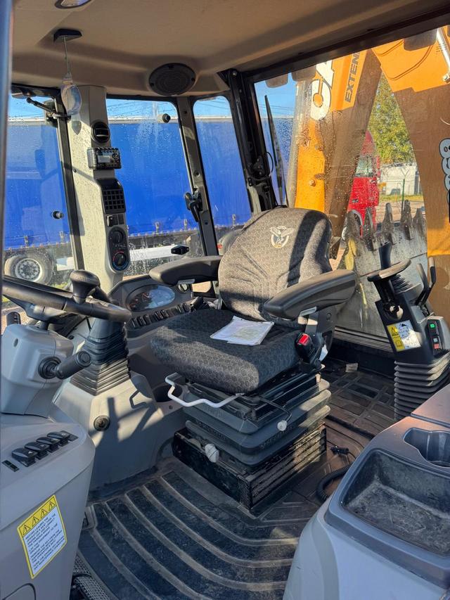 CASE 695SV