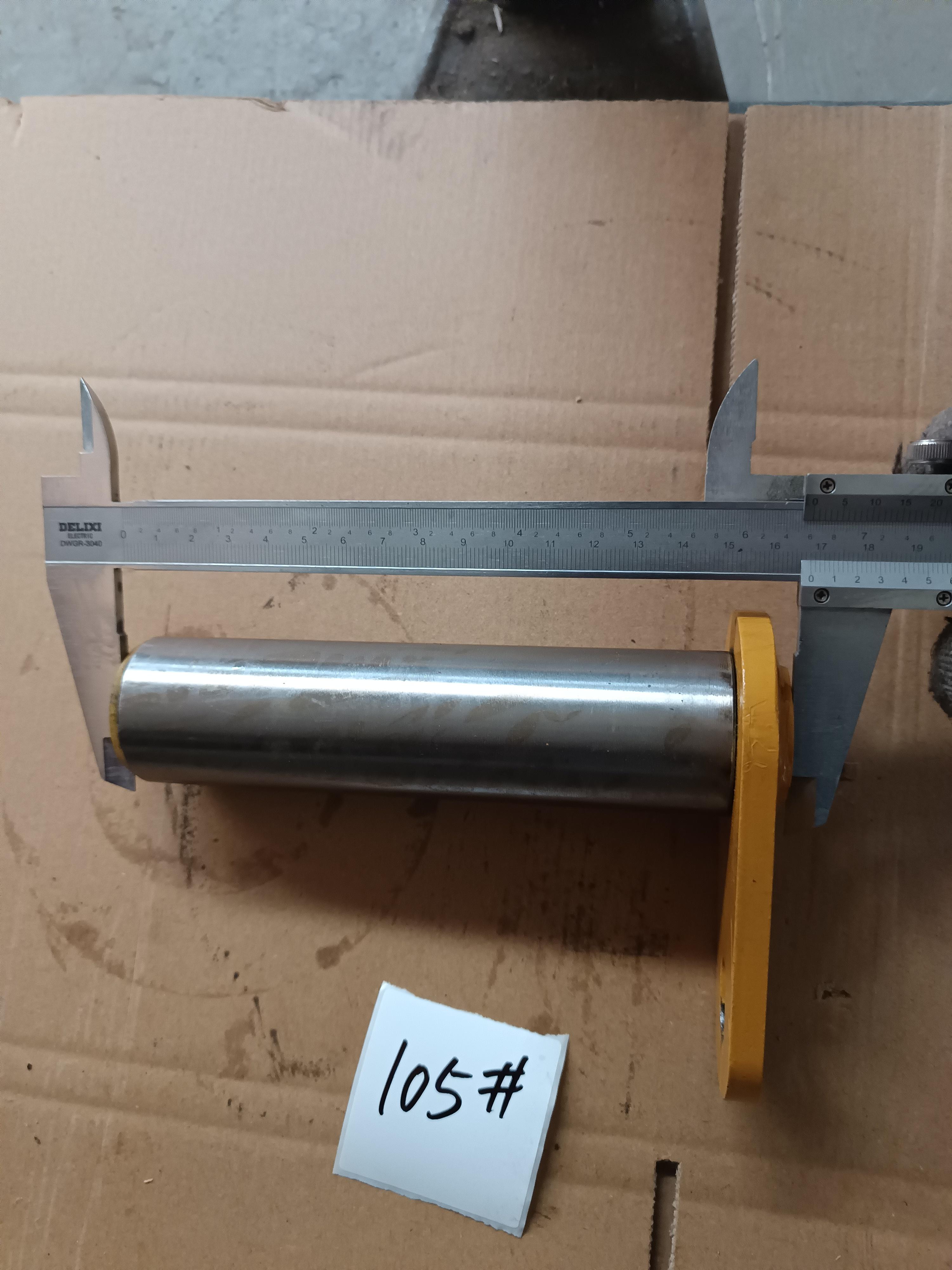 Палец крепления цилиндра экскаваторого ковша верхний d=40 L=165 Shanmon 388H Z050260925 2
