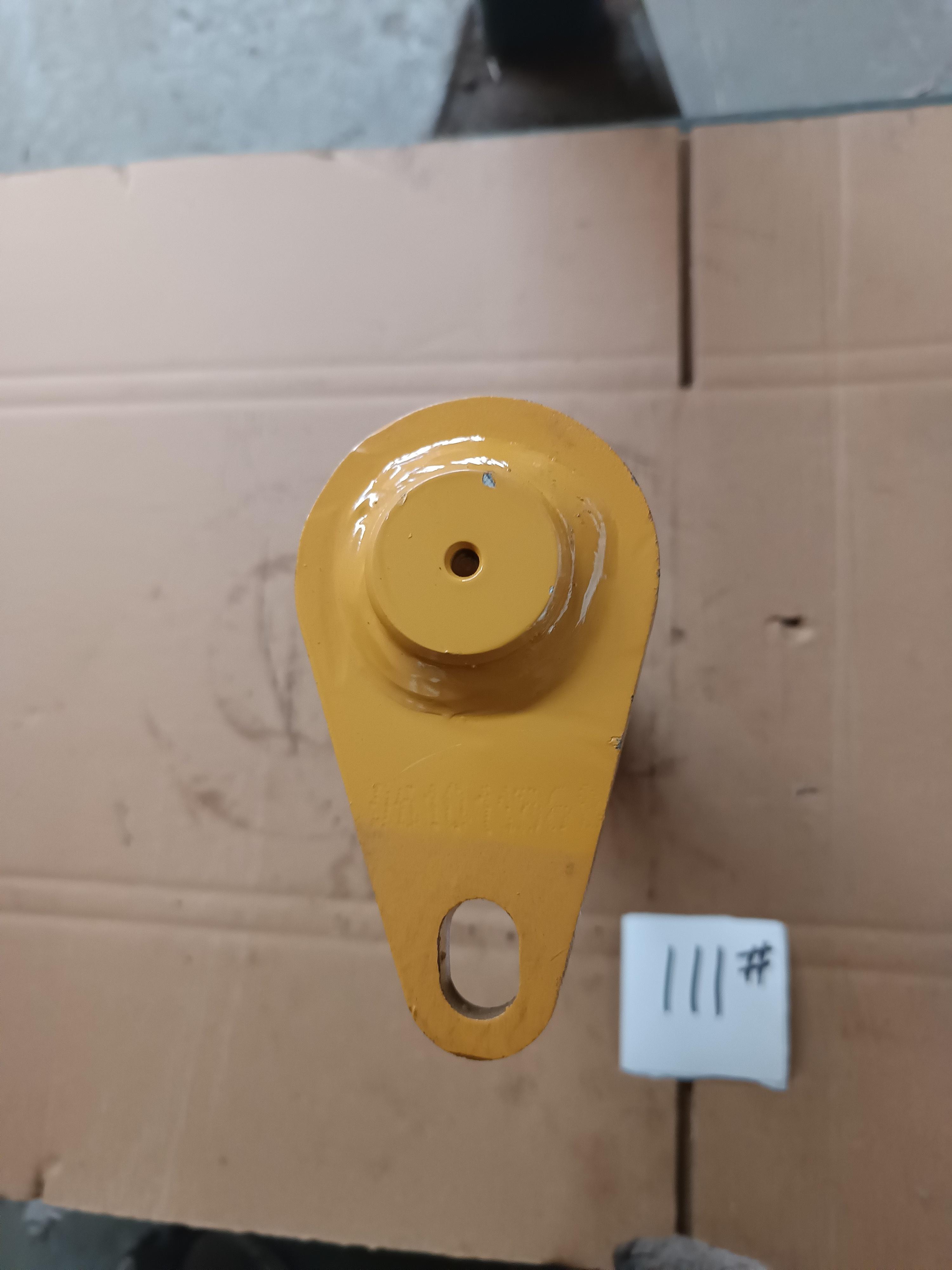 Палец крепления цилиндра челюстного ковша d=40 L=175 нижний Shanmon 388H Z061011560 2