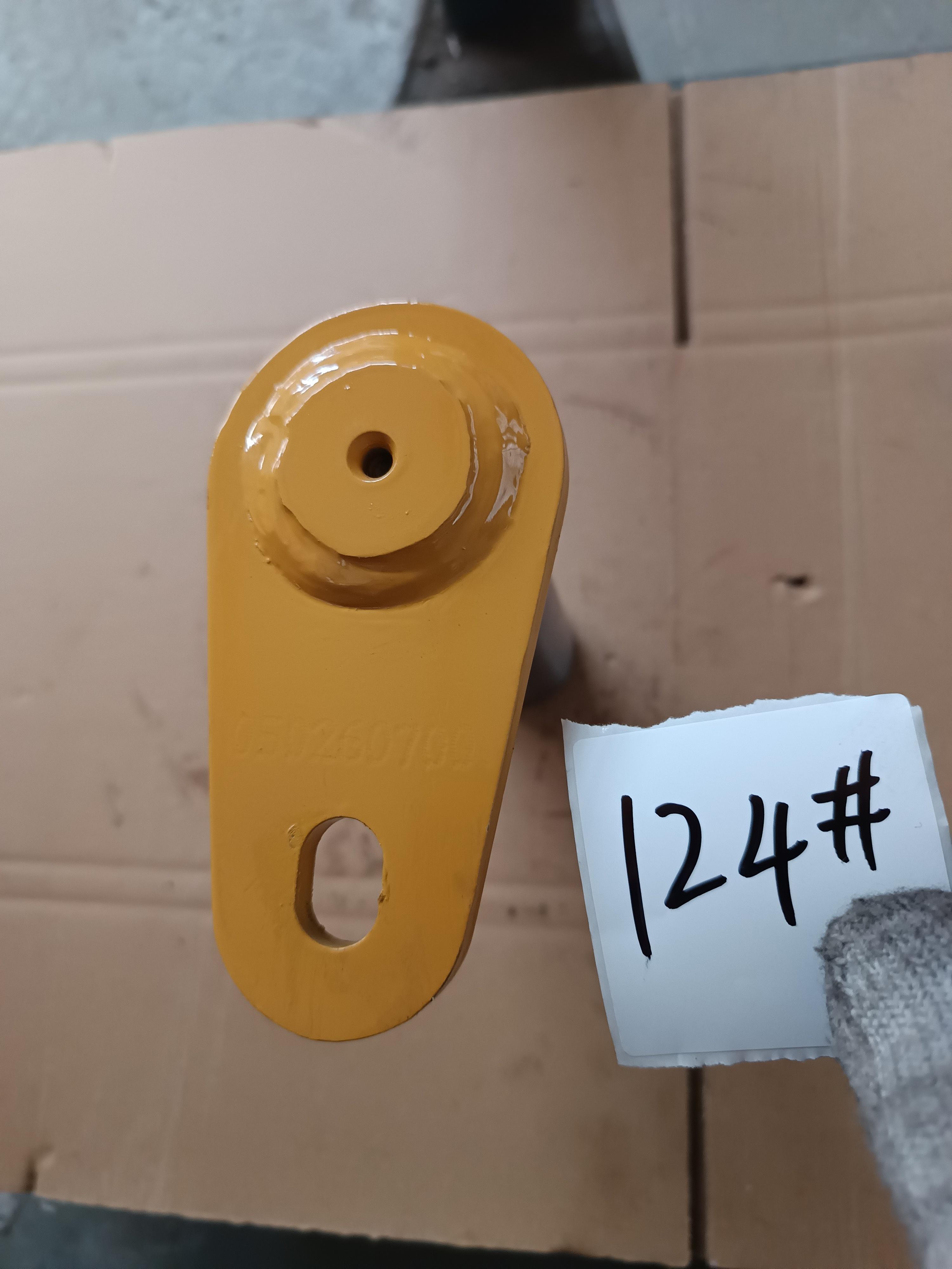 Палец крепления цилиндра рукояти к коромыслу d=40 L=183 Shanmon 388H Z050260700