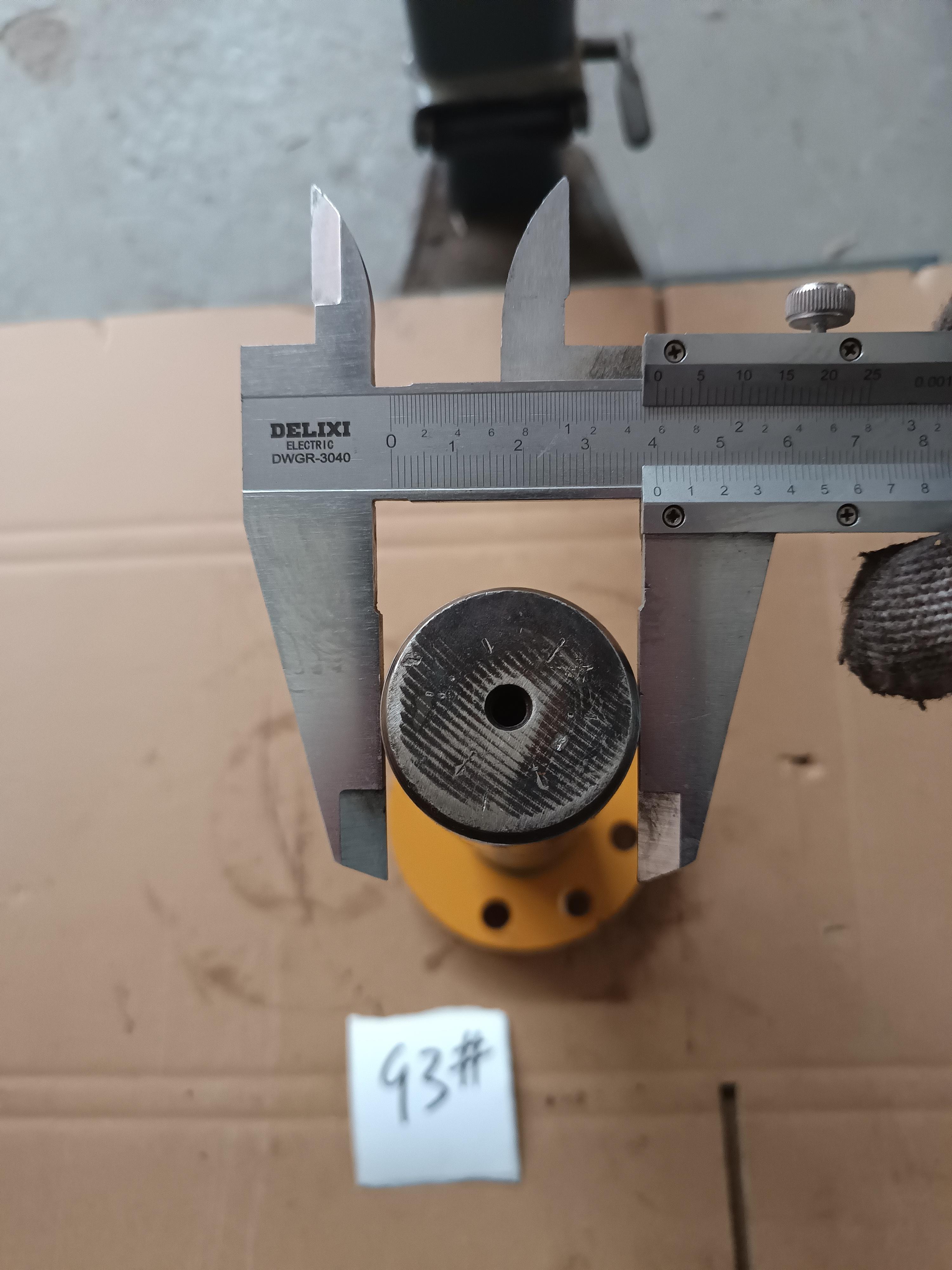 Палец сочленения челюстного ковша d=40 L=195 Shanmon 388H Z061011590