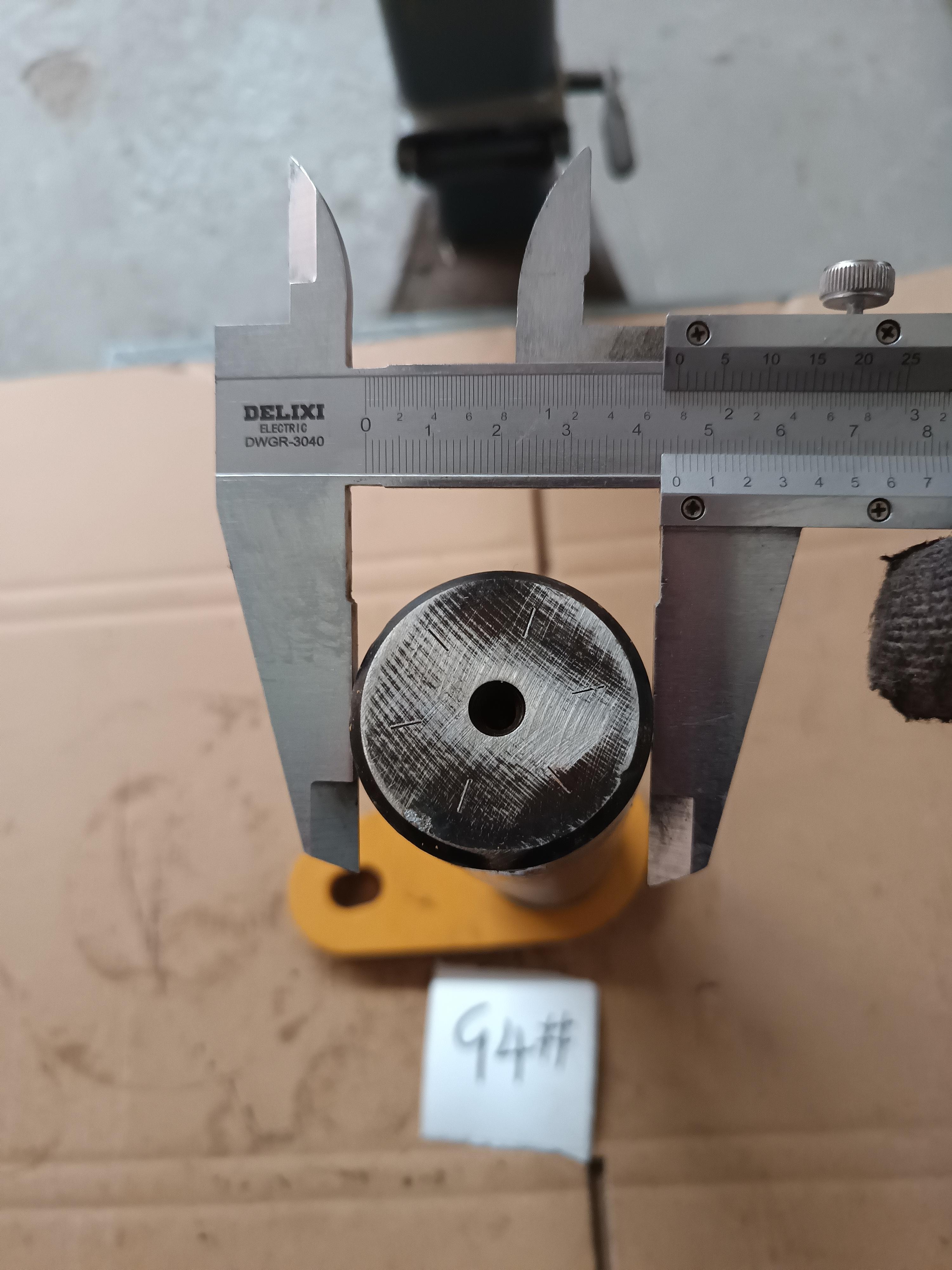 Палец крепления переднего ковша d=45 L=194 Shanmon 388H Z062011011