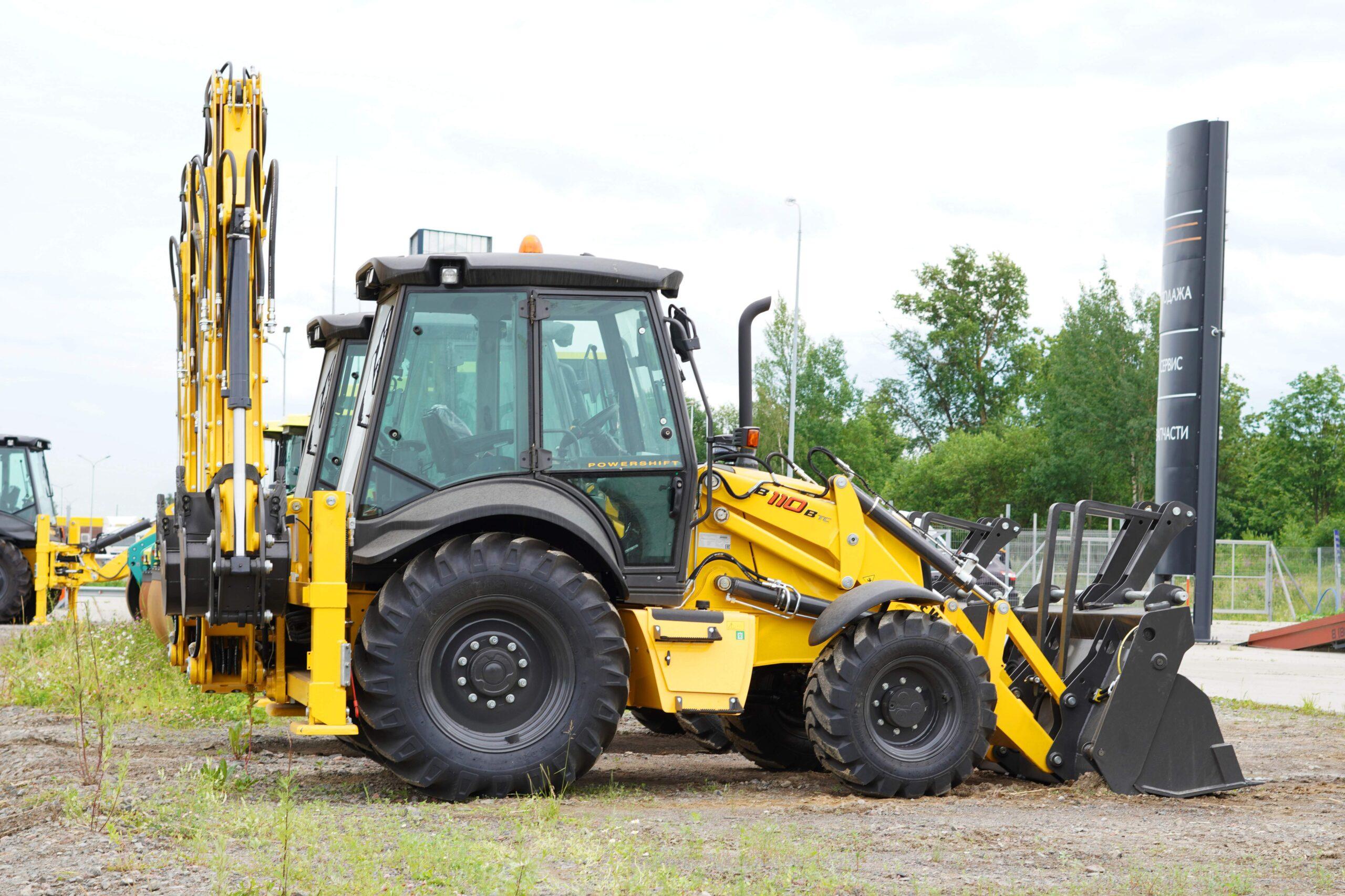 Экскаватор-погрузчик NEW HOLLAND B110B 3