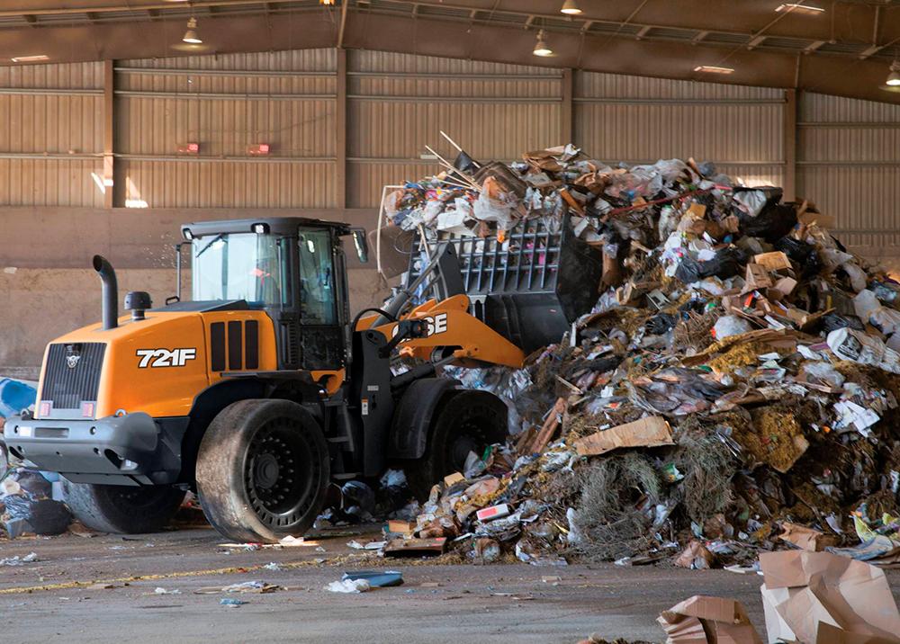 Фронтальный колесный погрузчик CASE 721F/721F XT 7