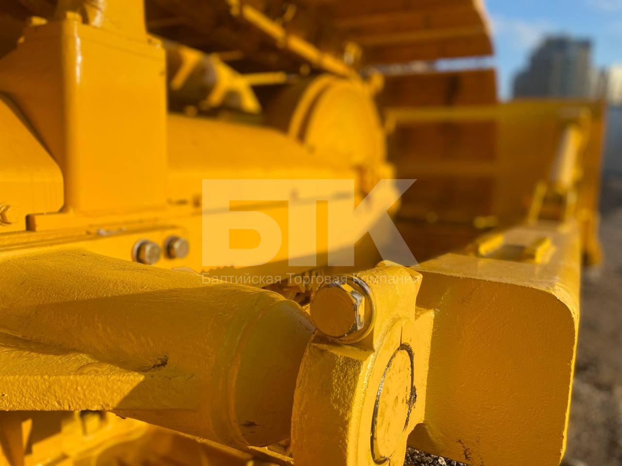Бульдозер Beezone D16-5S 8