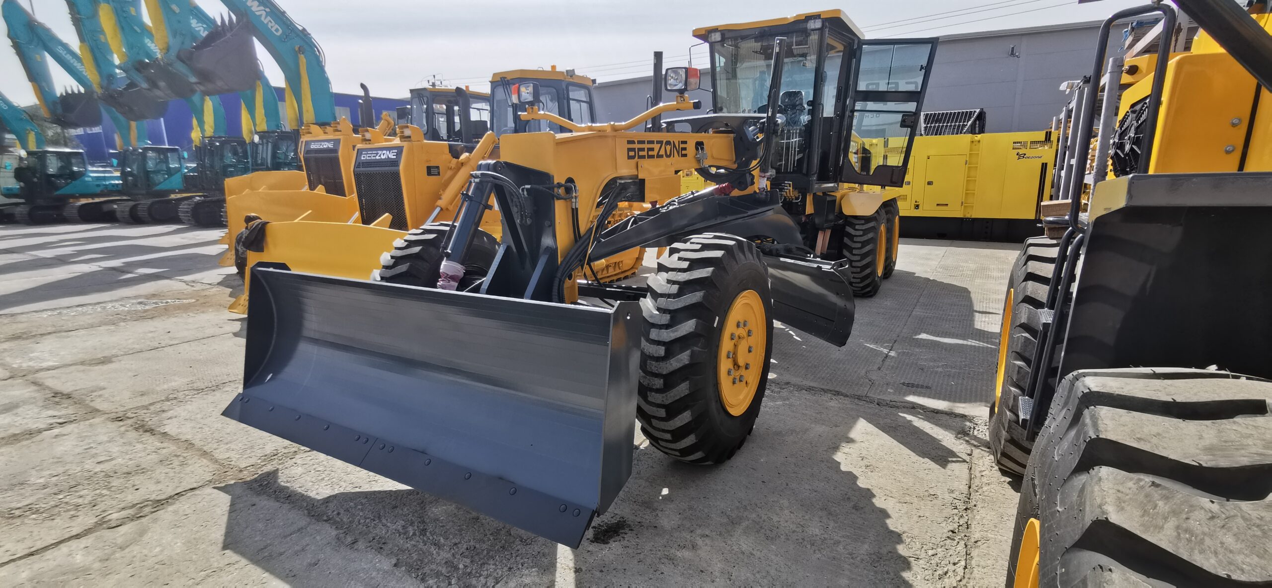 Грейдер BEEZONE D722-5