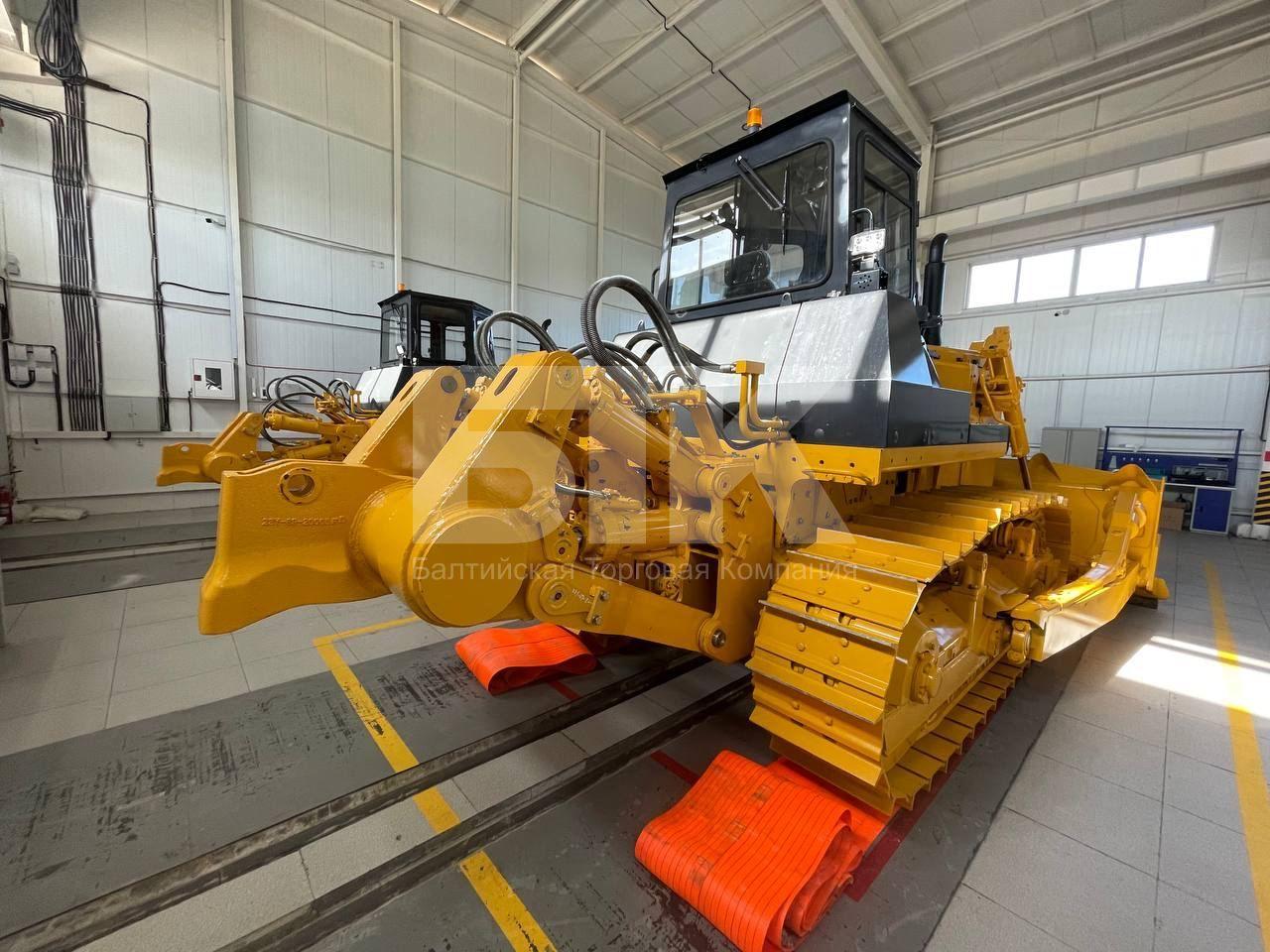 Бульдозер BEEZONE D22 4