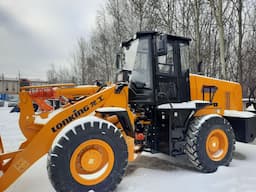 CDM835_63