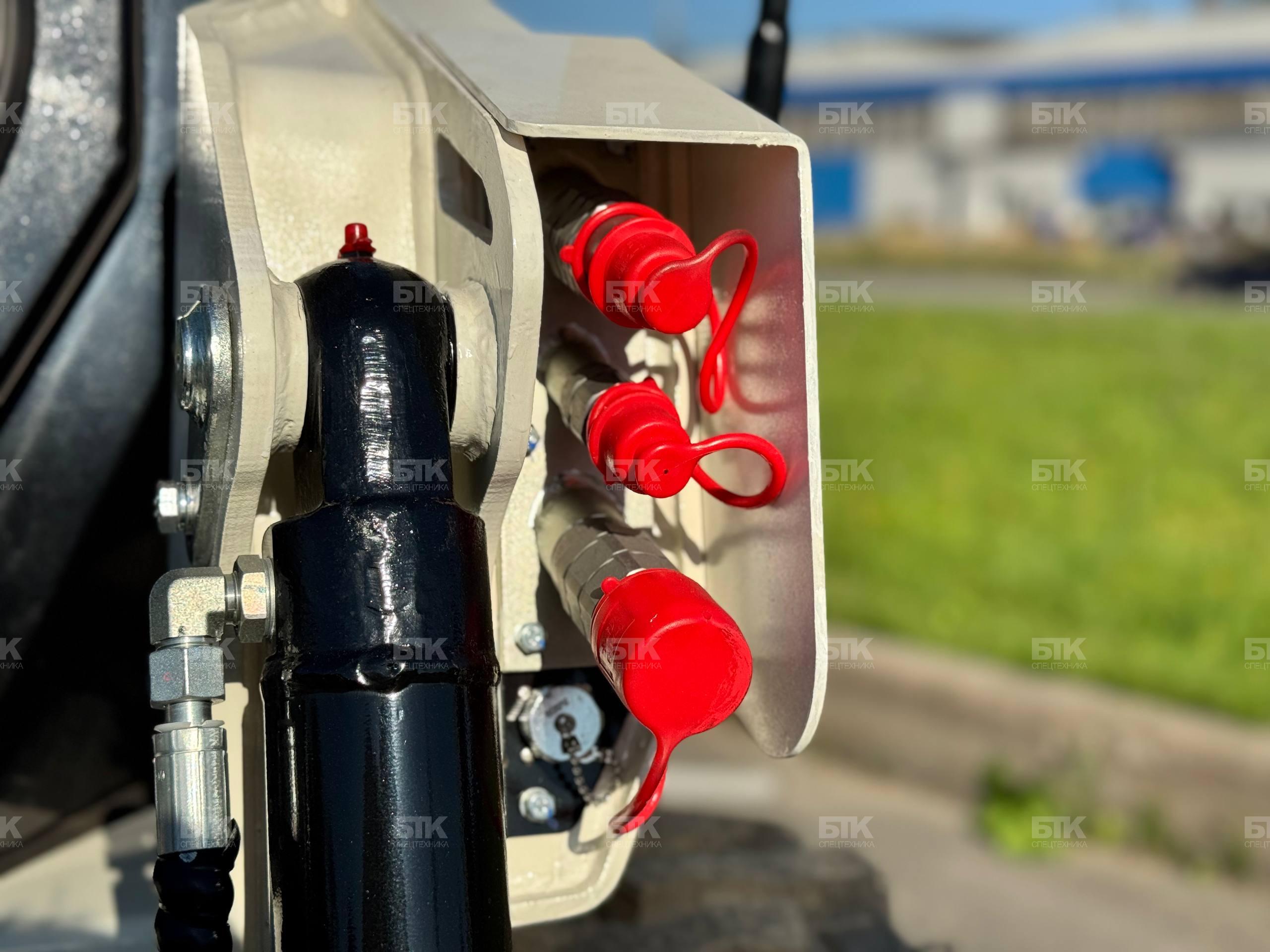 Мини-погрузчик Lonking CDM308 13