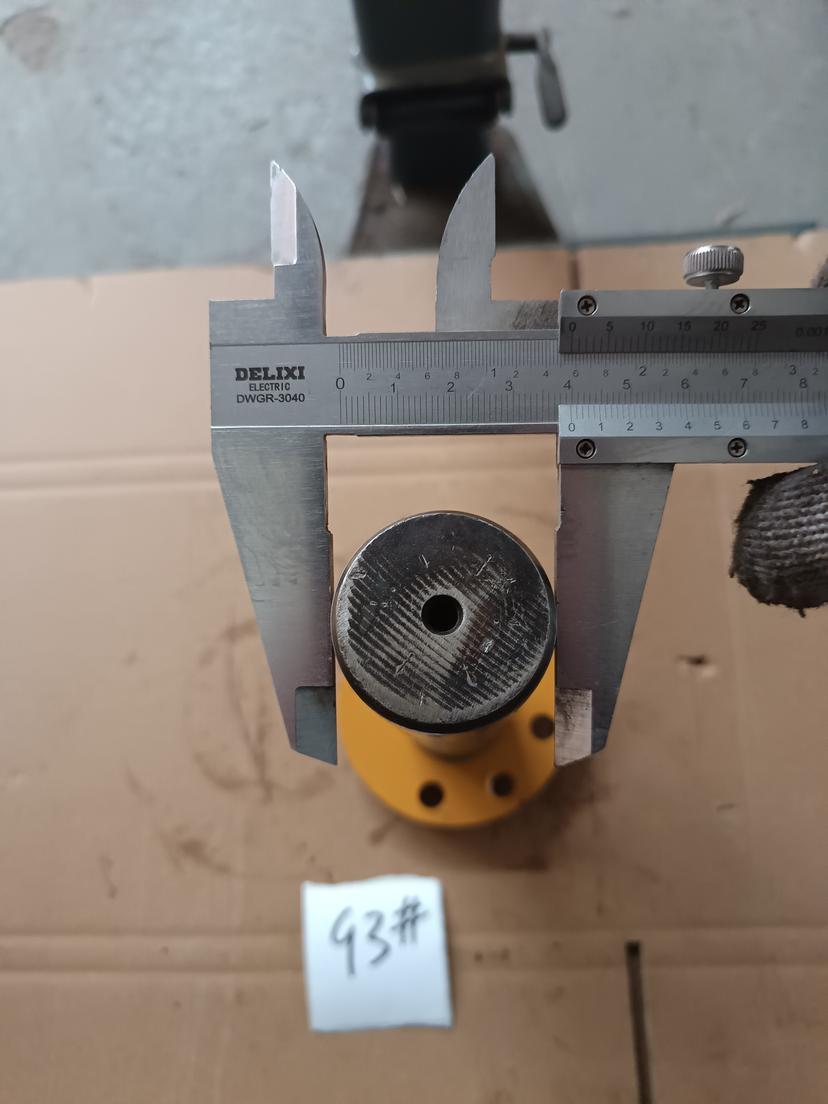 Палец сочленения челюстного ковша d=40 L=195 Shanmon 388H Z061011590